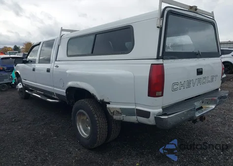 2000 Chevrolet C3500 from USA, damaged, VIN 1GCHC33R9YF491487